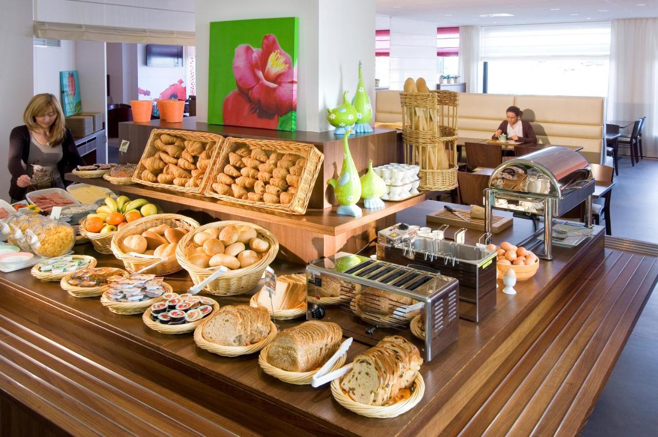 Ibis Antwerpen Centrum Luaran gambar