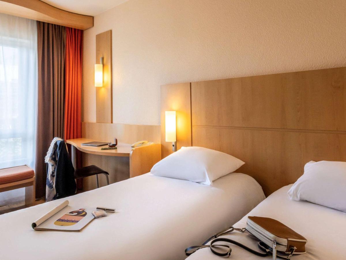Ibis Antwerpen Centrum Luaran gambar