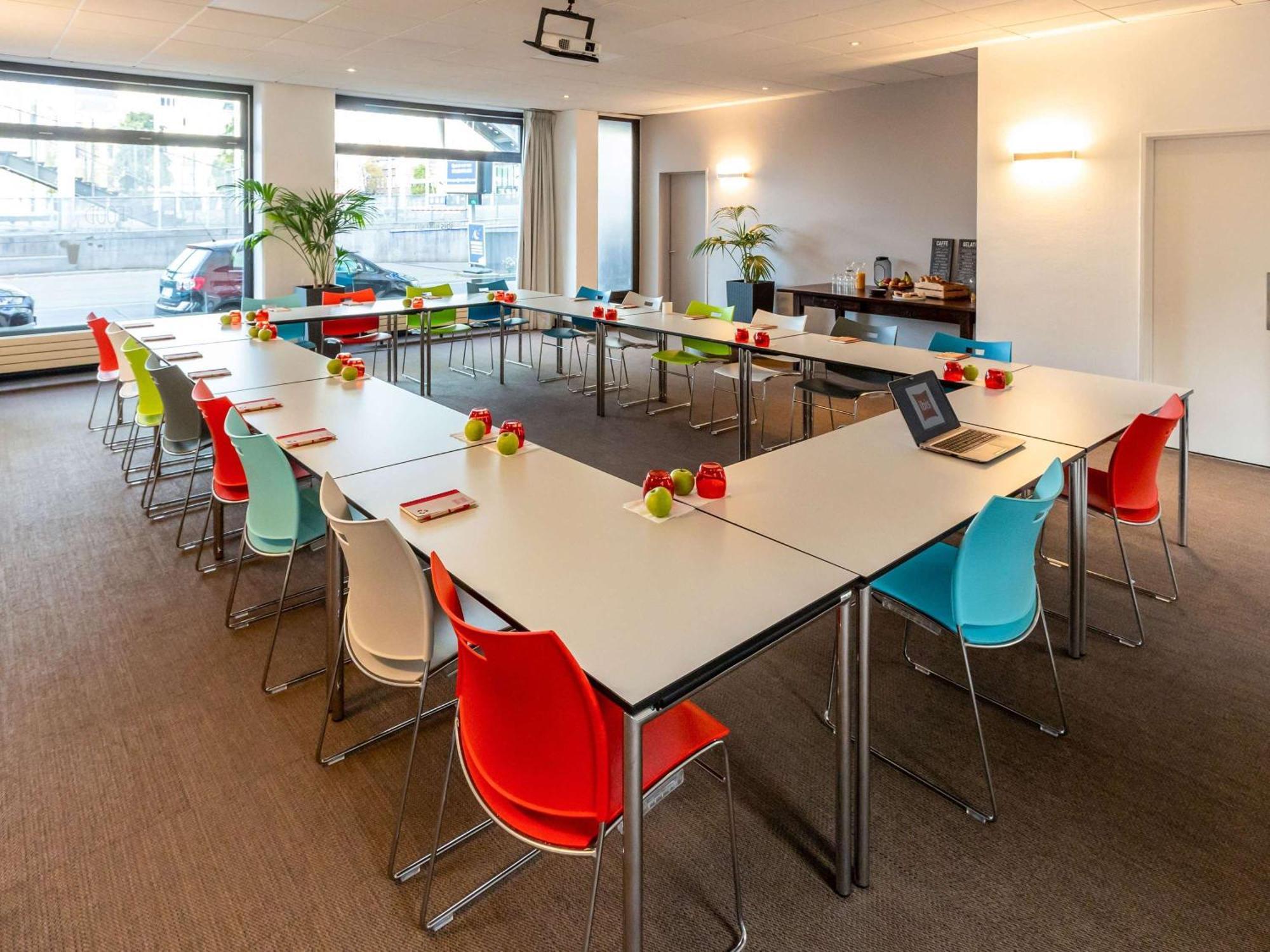Ibis Antwerpen Centrum Luaran gambar