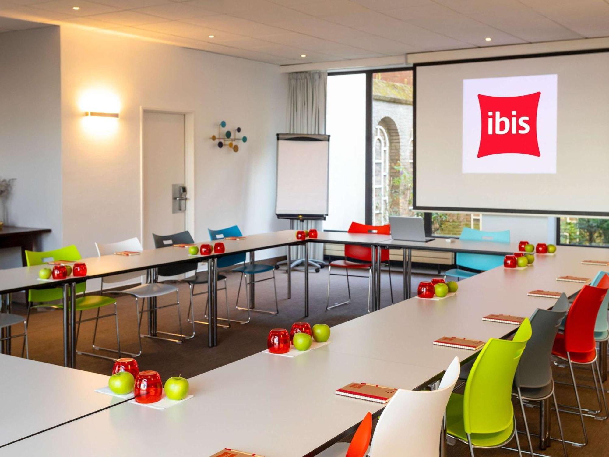 Ibis Antwerpen Centrum Luaran gambar