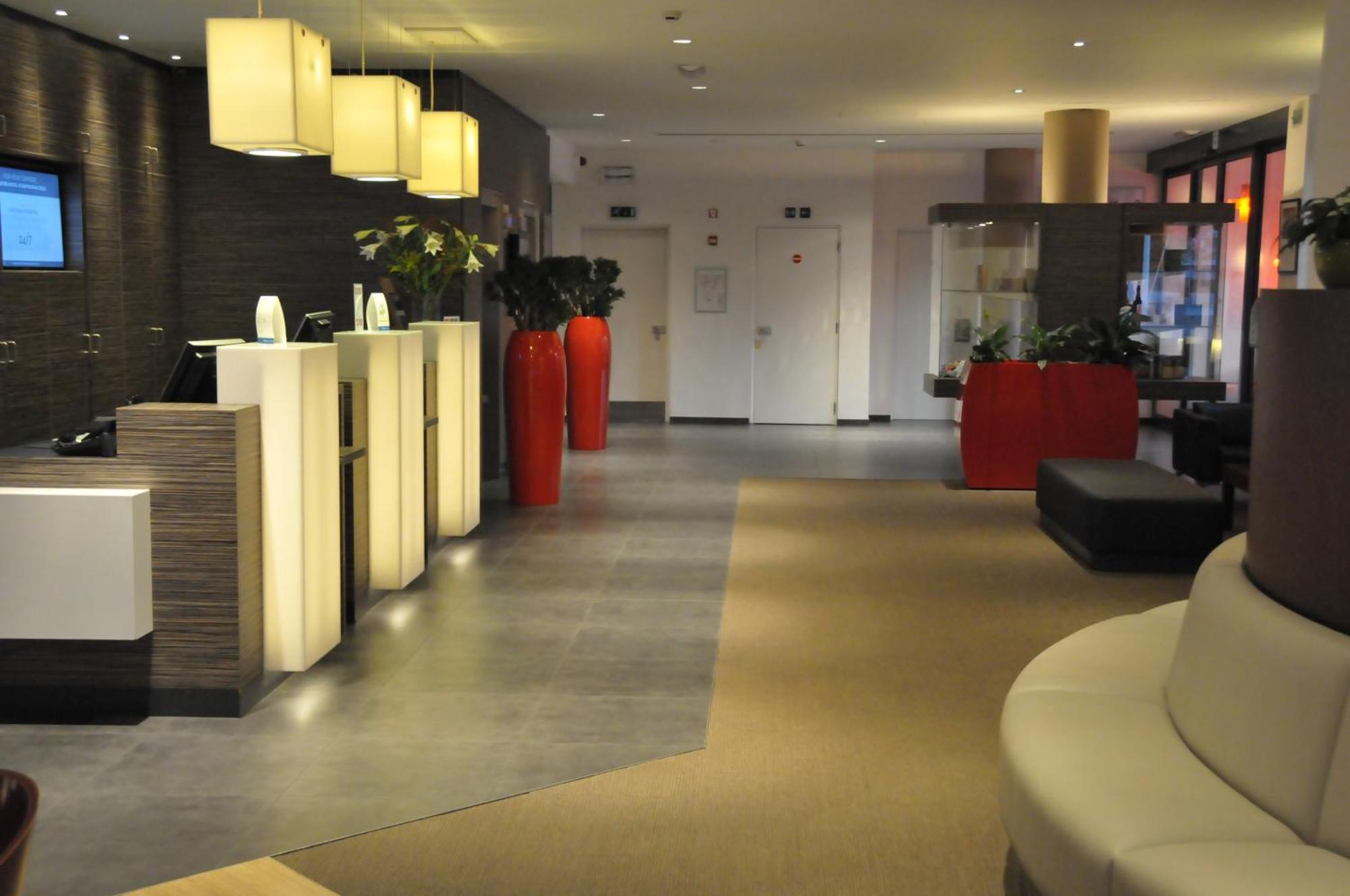 Ibis Antwerpen Centrum Luaran gambar